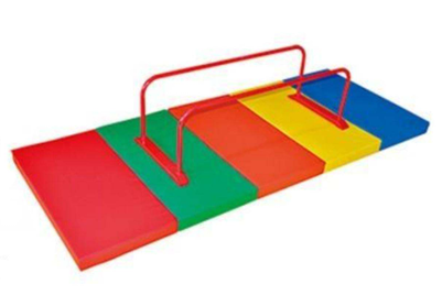 Crawling frame and protection mat